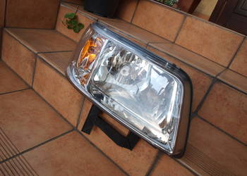 VW Transporter T5 lampa prawa przód 2003 - 2009r  (europa)
