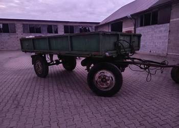 Przyczepa rolnicza wywrotka