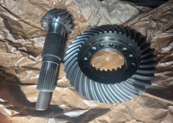 ZF 4475 306 289 ZF Wałek atakujący, koło talerzowe