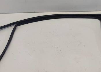 VW TIGUAN II LISTWA USZCZELKA DRZWI LEWY PRZÓD 5NA837431A