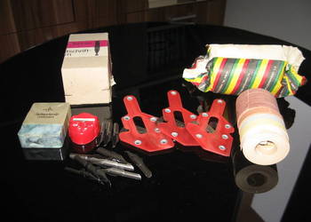 Stare gadżety piśmiennicze z okresu PRL jak na foto