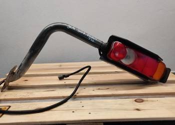 Uchwyt lampy JLG 307 {Prawy}
