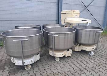 Miesiarka z dzieżą wyjezdną Boku SK 240A