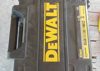 Skrzynki na elektronarzędzia dewalt