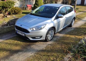 Ford Focus 1,6 benzyna 2016