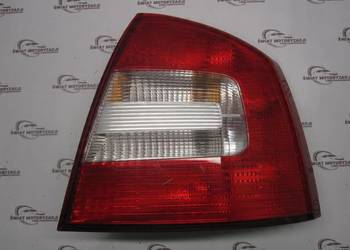 OCTAVIA II LIFT 11r lampa prawy tył 1Z5945096B 1Z5945112B VO4SHX-13404-B
