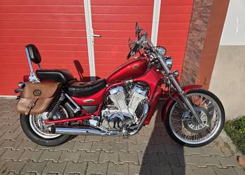 Suzuki vs 600 intruder