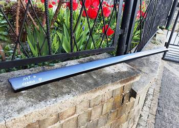 Listwa drzwi prawy przód Opel Astra H GTC Cabrio Twintop Z20R 24461108