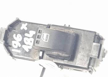 PRZYCISK DAIHATSU SIRION 820-0D82