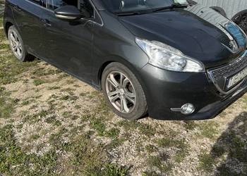 Sprzedam peugeot 208
