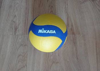 Piłka do siatkówki MIKASA V200W