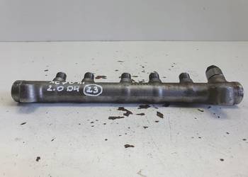 Volvo V70 III XC70 II lift 2.0D D4 LISTWA WTRYSKOWA 31303612