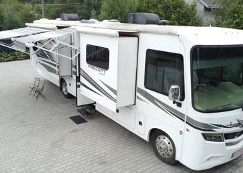 Kamper amerykański Jayco Precept 36T 2017 Ford F53