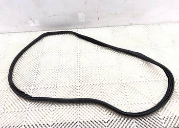 USZCZELKA DRZWI TYŁ LEWA VOLVO V60 I Kombi 10-18