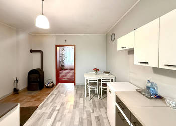 Sprzedam mały dom - jak kawalerka– 39m2, Zagórów  działka 1205 m2