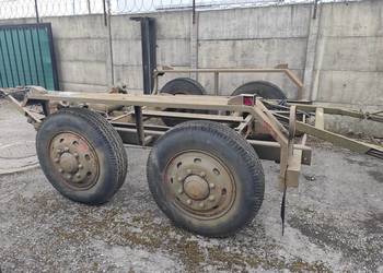 Przyczepa dwuosiowa z wojska