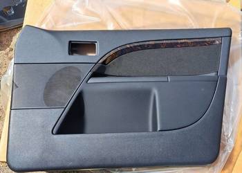Boczek prawy drzwi  Ford Mondeo mk3