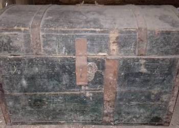 Stara zabytkowa skrzynia,kufer