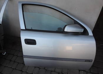 Drzwi prawy przód Astra 2 sedan kolor z147