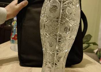 Duzy i ciezki wazon krysztalowy vintage z okresu prl z pieknym szlifem