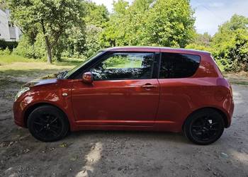 Ładny SWIFT 1,5 102KM+ LPG + 8xAlu +Grzane siedzenia + hak