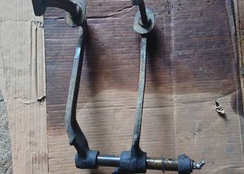 Gaz-69 ośka pedałów hamulca i sprzęgła dźwignie Gaz-69 ośka pedałów hamulca i sprzęgła dźwignie