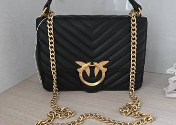 Damska torebka pinko logowana