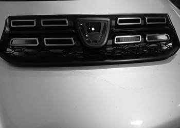 Gril Dacia Sandero 2018r