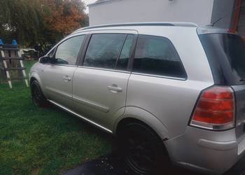 Opel zafira b 1.9 cdti 150km 2006