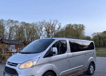 Wynajem busa Ford Tourneo Custom 9 osobowy, brak limitu