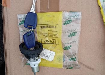 Zamek klapy tylnej pokrywy tył Punto 2 II bagażnika evo 46524217 51747389