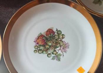 Patera z owocami. Bohemia Czechslovakia. Biała porcelana z Patera z owocami. Bohemia Czechslovakia. Biała porcelana z