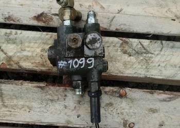 Kostka Case 821C Nowy typ zawór rozdzielacz hydrauliczny