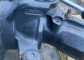 ZWROTNICA PRAWA NEW HOLLAND TS100A ,5171549 ,5171553,5164332