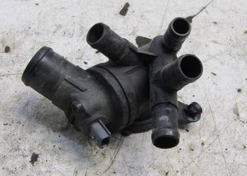 OBUDOWA TERMOSTATU 1.2 TCE 1.2 DIG-T QASHQAI II J11 110617039R