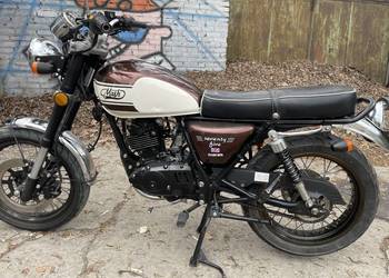 Mash 125 seventy five brixton Yamaha sr 125 honda cb suzuki dr 125