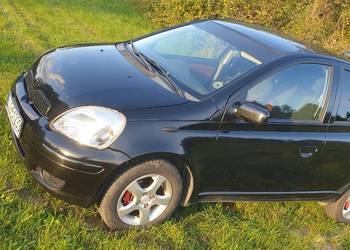 Toyota yaris 1.4d4D do jazdy samochodzik Toyota yaris 1.4d4D do jazdy samochodzik