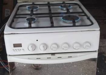 Sprzedam kuchnię gazową