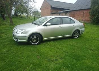 Toyota Avensis benzyna 2.0 VVT-i 147km 210tys klimatronik
