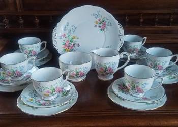 Serwis Queen Anne. Old Country Spray. Made in England.