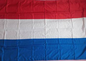Sprzedam flagę Holandii.