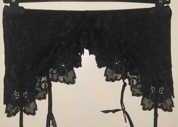 Ekskluzywny nowy czarny koronkowy pas do pończoch Asos roz 46-50.