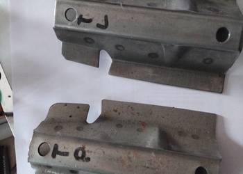 Wspornik uchwyt podnośnika  tył Łada Niva