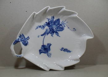 Patera Royal Copenhagen Liść