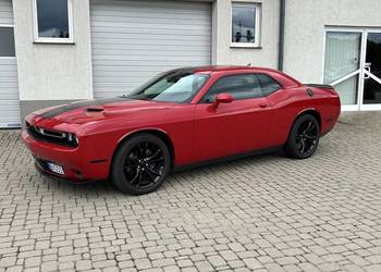 DODGE CHALLENGER 3.6 V6 AUTOMAT Kamera Klimatronik Skóra Super Stan