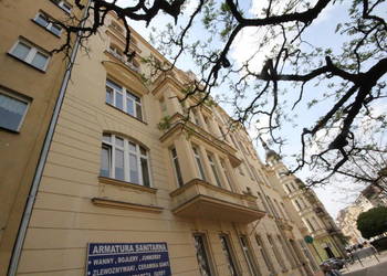 2pok, 46met, okolice Placu Bema PIWNICA (Wrocław)