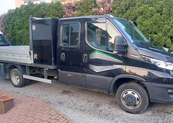 Iveco doka 6 osób.