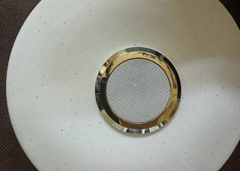 Lampa sufitowa LED z głośnikiem