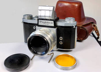 Praktica FX-2