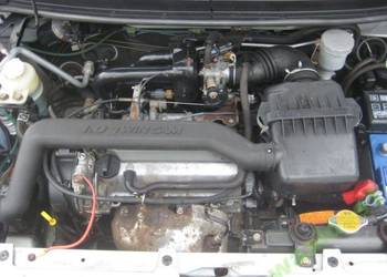 DAIHATSU SIRION 02-05R 1,0B OBUDOWA FILTRA POW.